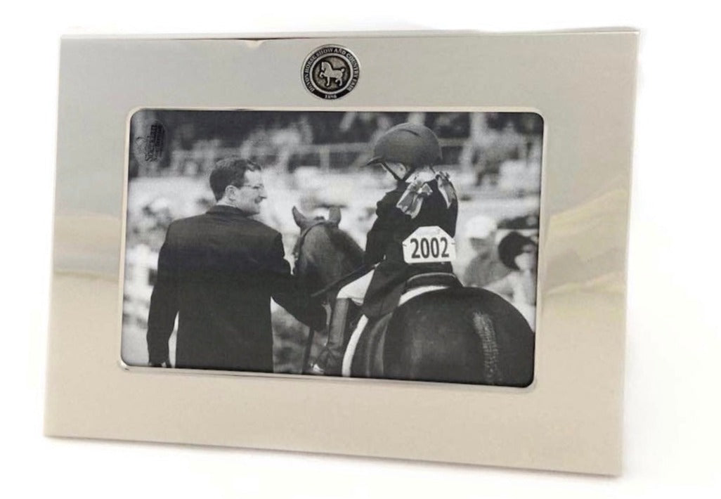 Devon Medallion Silver Picture Frames - 3 Sizes